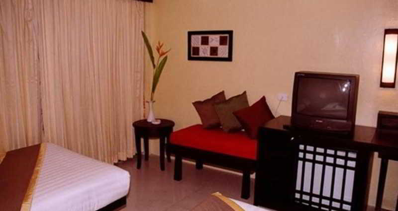 The Royal Palm Beach Front Patong Εξωτερικό φωτογραφία