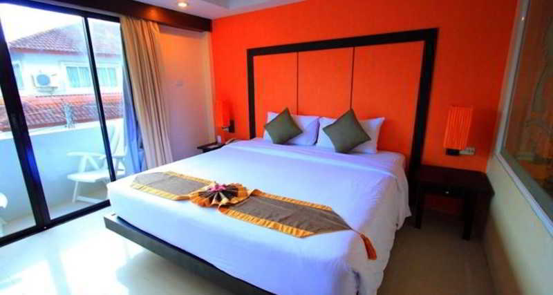 The Royal Palm Beach Front Patong Εξωτερικό φωτογραφία