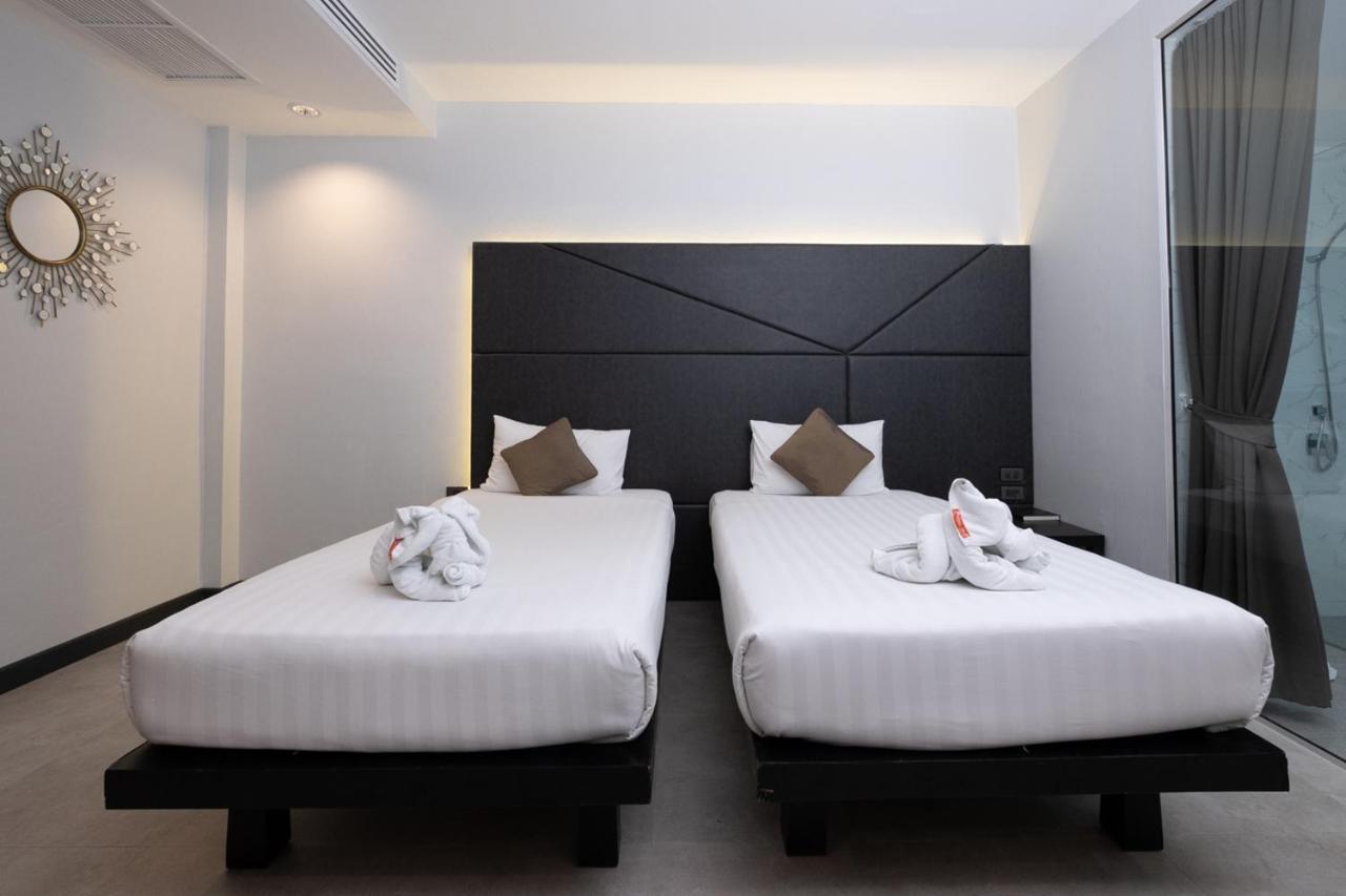 The Royal Palm Beach Front Patong Εξωτερικό φωτογραφία