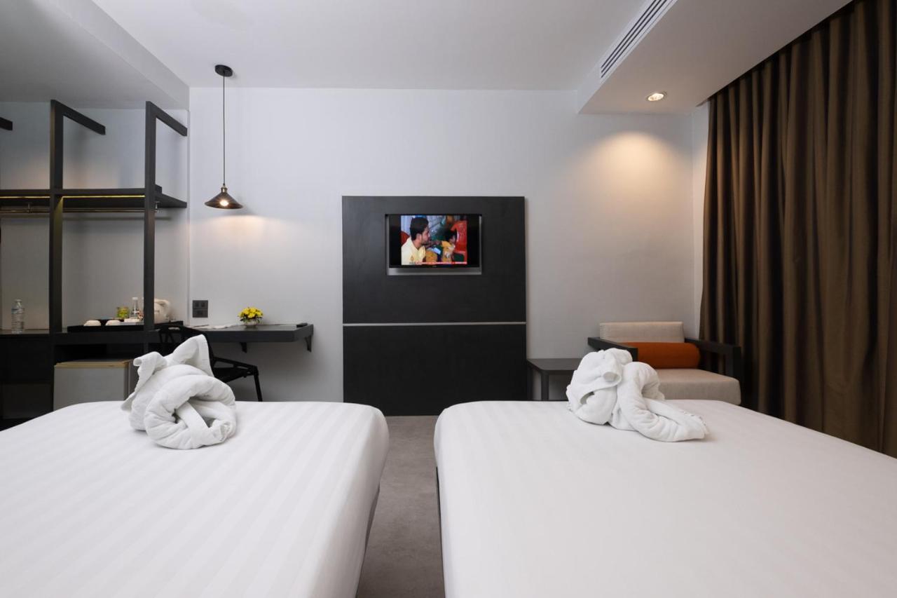 The Royal Palm Beach Front Patong Εξωτερικό φωτογραφία